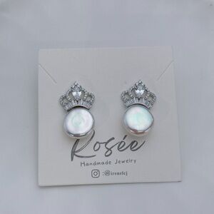 E135 S925 Freshwater Coin Baroque Pearl Crown Earrings